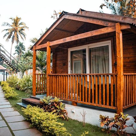 Tranquill Riverside Luxury Cottages With Bathtub, Кандолим Экстерьер фото
