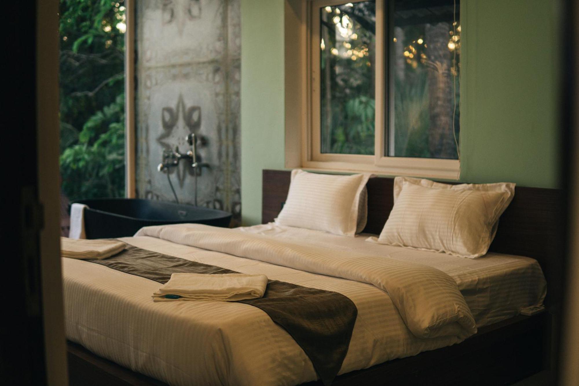 Tranquill Riverside Luxury Cottages With Bathtub, Кандолим Экстерьер фото
