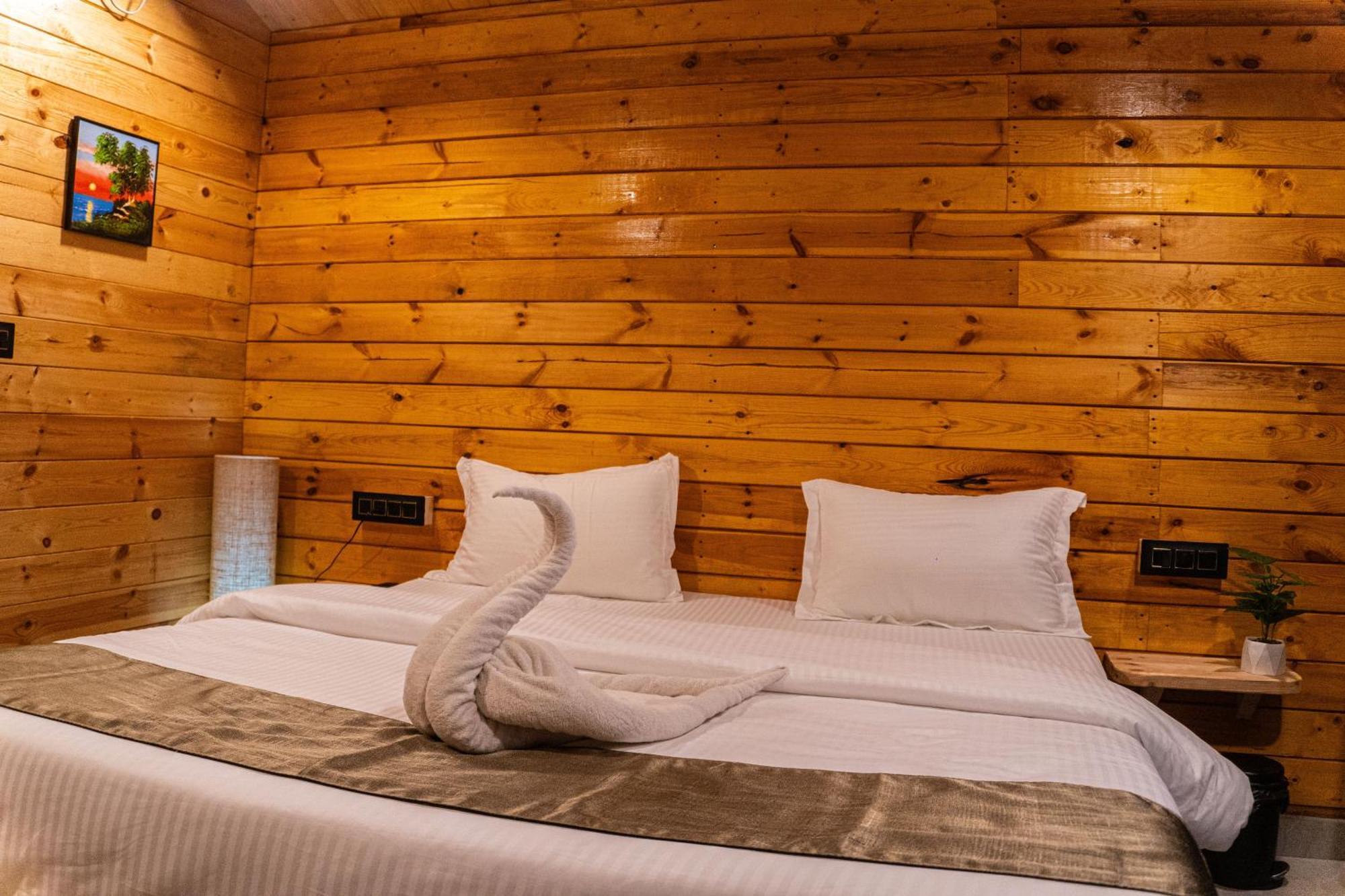 Tranquill Riverside Luxury Cottages With Bathtub, Кандолим Экстерьер фото