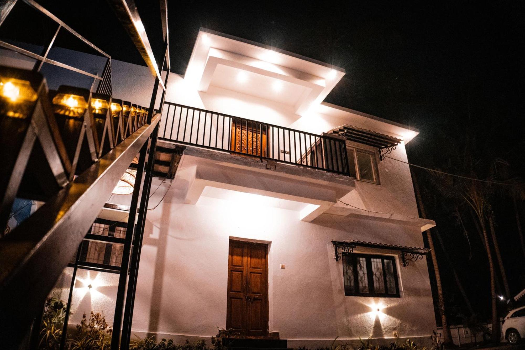 Tranquill Riverside Luxury Cottages With Bathtub, Кандолим Экстерьер фото