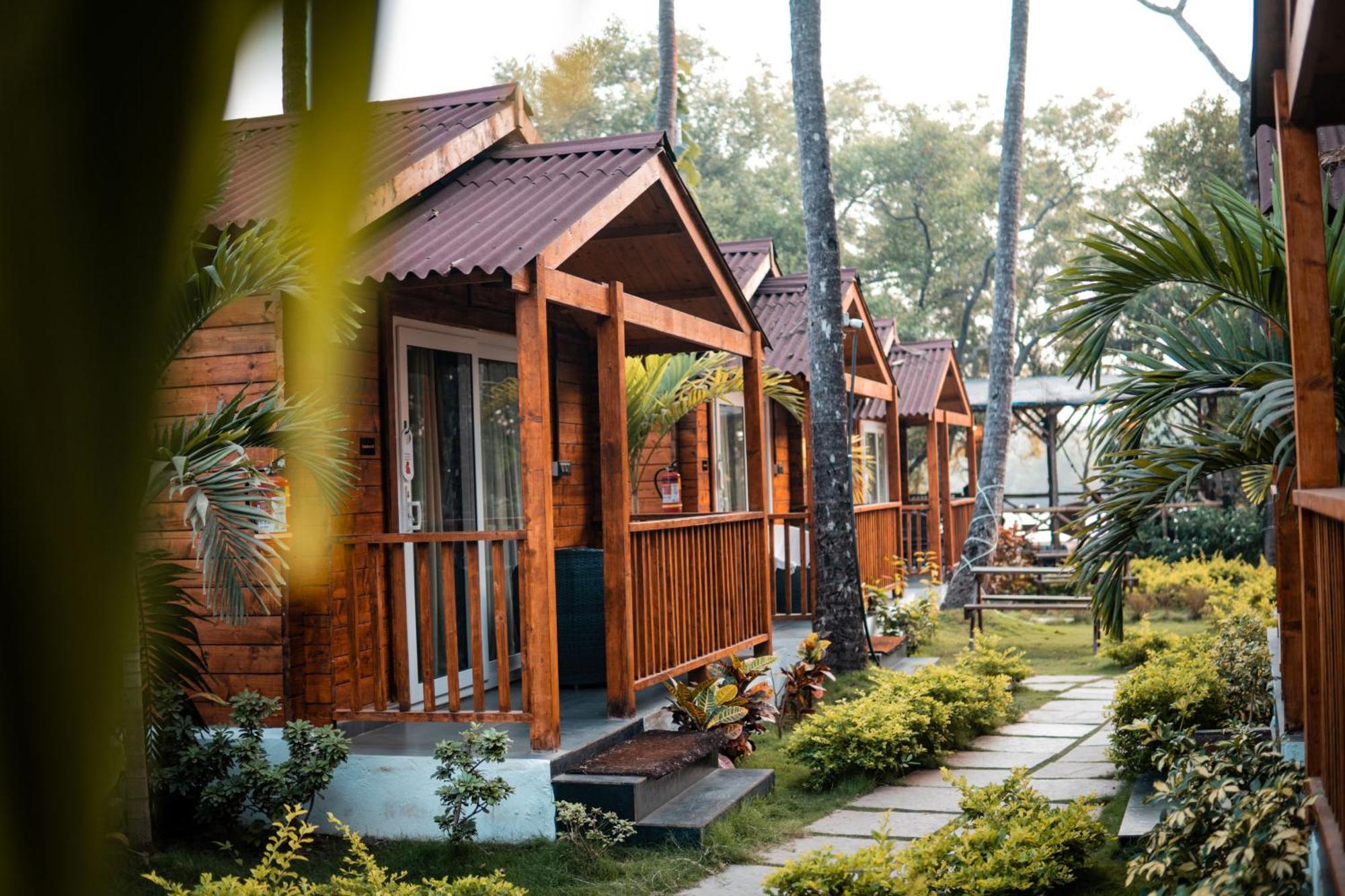 Tranquill Riverside Luxury Cottages With Bathtub, Кандолим Экстерьер фото